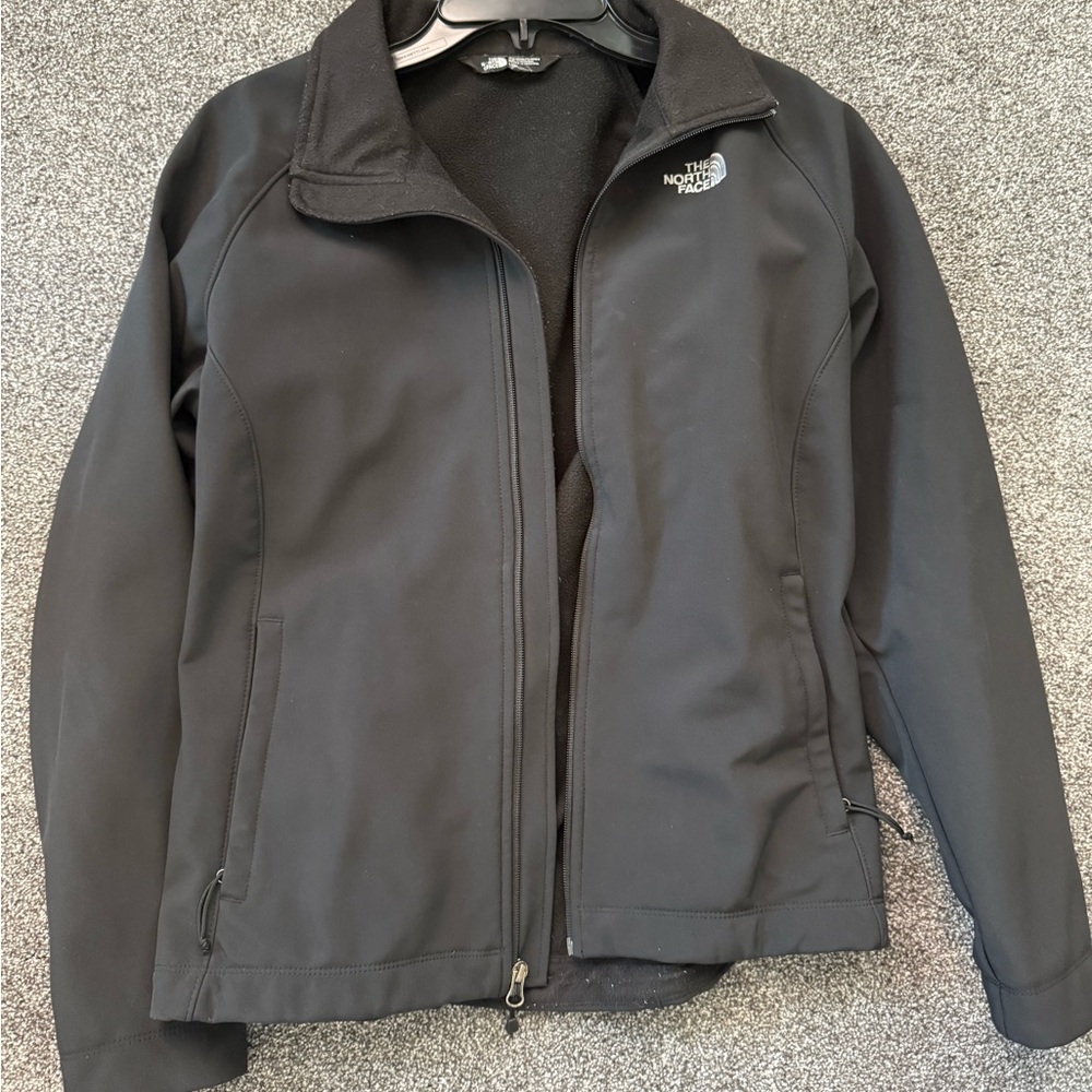The North Face Windwall Jacket Black Women’s Large
